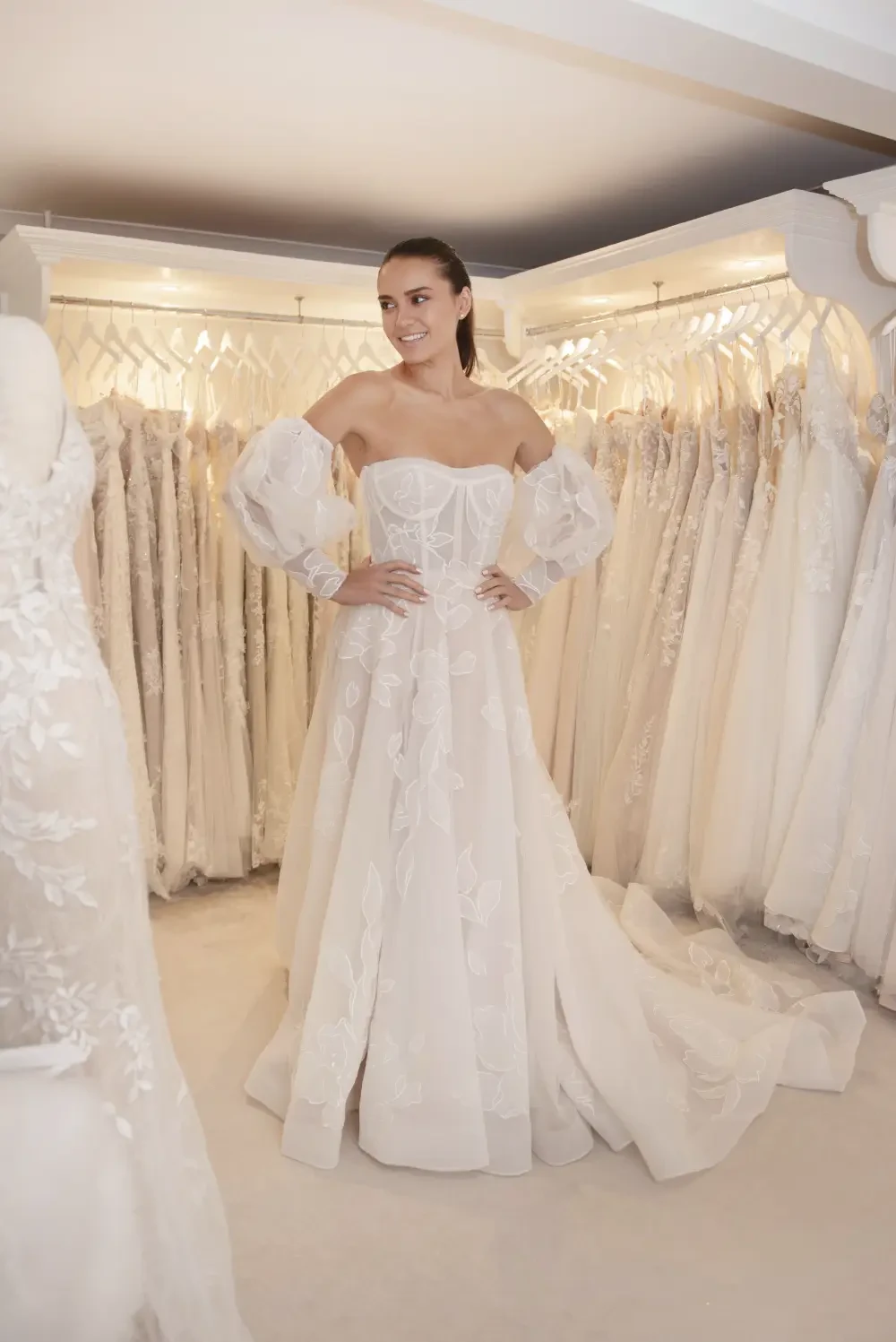 Gallery Image #slidesGrid22