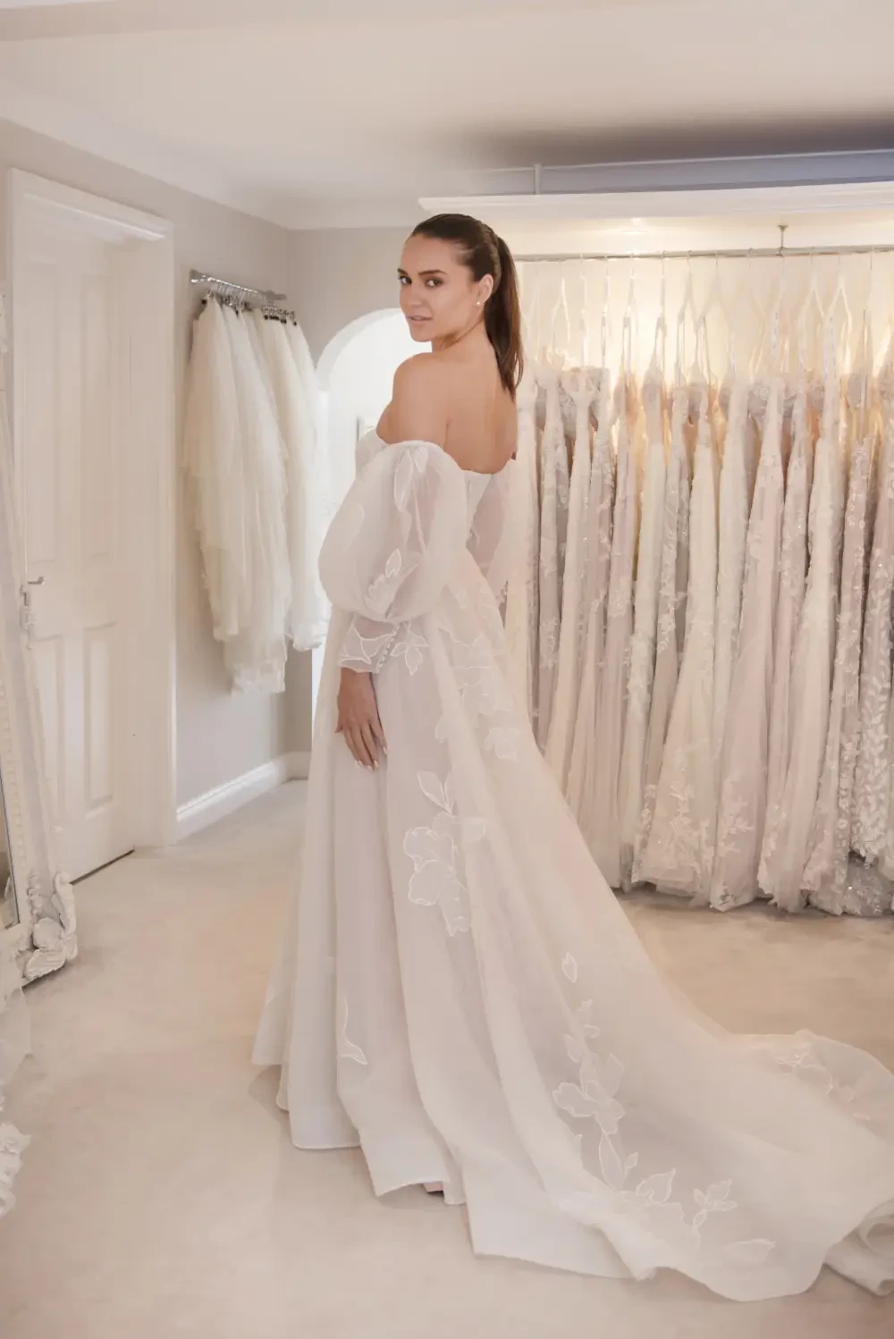 Gallery Image #slidesGrid21