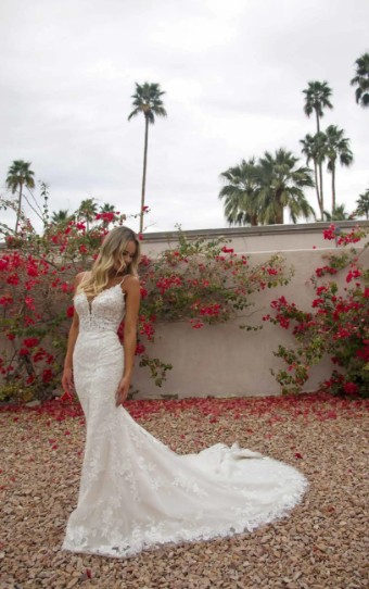 Stella York Susanna 7469IQBU #0 default (IVIV-PL) Ivory Lace & Tulle ov Ivory Gown w Porcelain Tulle Plunge thumbnail