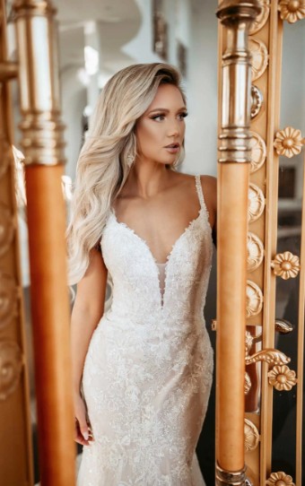 Stella York Siera 7479 #0 default (IVBC-PL) Ivory Lace & Tulle ov Biscotti Gown w Porcelain Tulle Plunge thumbnail