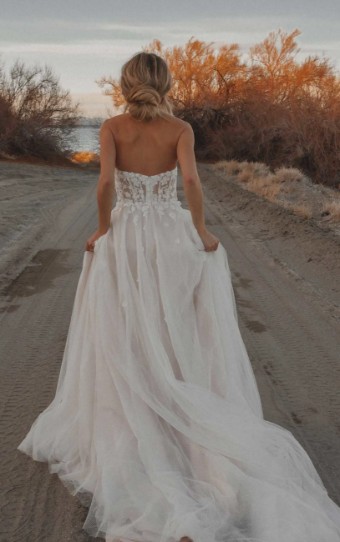 Stella York Sable 7560CR #5 (IV-BC) Ivory Lace and Tulle over Biscotti Gown thumbnail