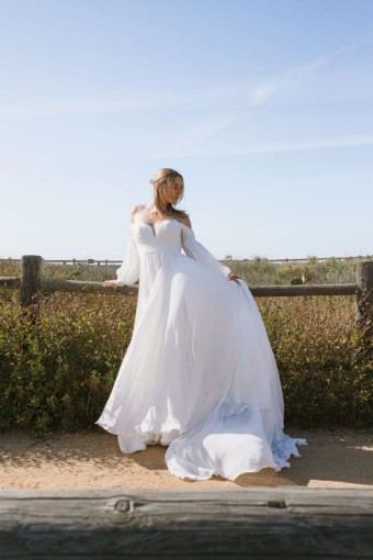 Essense Clematis D3636 #0 default (IV-PL) Ivory Gown w Porcelain Tulle Plunge thumbnail