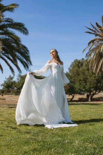 Essense Clematis D3636 #1 (IV-PL) Ivory Gown w Porcelain Tulle Plunge thumbnail