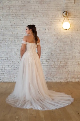 Stella York Sanchez 7509CR #10 (IV-BC) Ivory Lace and Tulle over Biscotti Gown thumbnail
