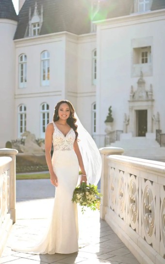 Stella York Samantha 6928 #0 default (IV-PL) Ivory Gown with Porcelain Tulle Plunge thumbnail