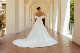 Essense Aster (dress only) D3631 #5 (IVR) Ivory thumbnail