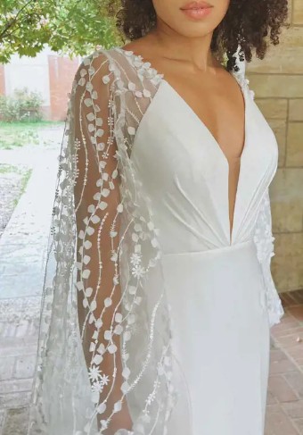 Essense Lantana D3563 #2 (IV-PL) Ivory Gown w Porcelain Tulle Plunge thumbnail