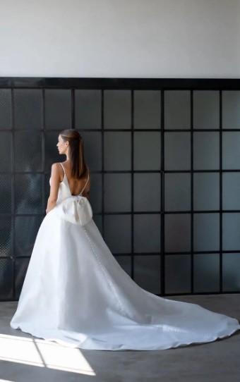 Martina Liana Austin 1560 #2 (IVR) Ivory thumbnail