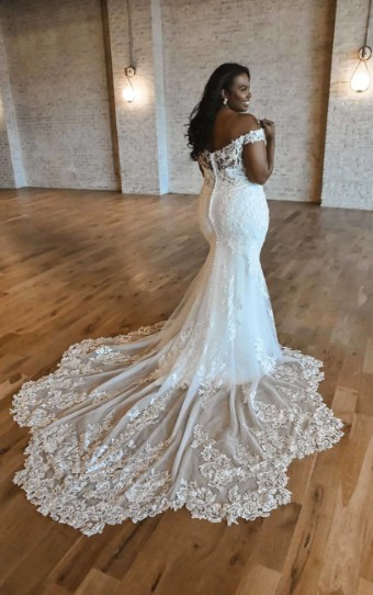 Essense Lotus Plus size D3247 #1 (IV-PL) Ivory Gown with Porcelain Tulle Plunge thumbnail