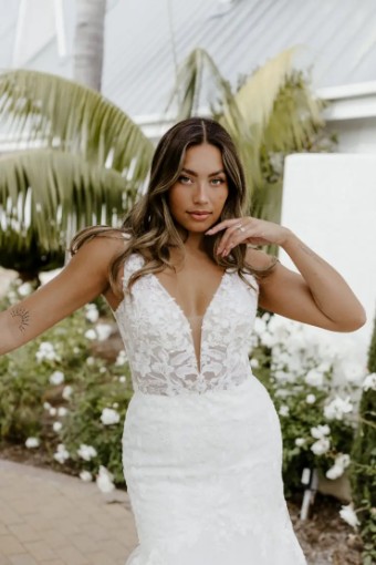 Stella York Sloane 7630 #2 (IV-PL) Ivory Gown w Porcelain Tulle Plunge thumbnail