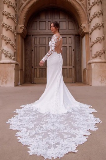Essense Allium D3379 #0 default (IV-PL) Ivory Gown w Porcelain Tulle Illusion thumbnail