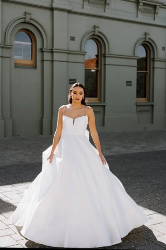 Martina Liana Teramo with detachable bow 1394 #0 default (IV-PL) Ivory Gown w Porcelain Tulle Plunge thumbnail