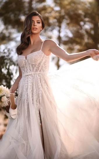 Martina Liana Palma 1490IZ #0 default (IVIV-PL) Ivory Lace & Tulle over Ivory Gown w Porcelain Tulle Plunge thumbnail