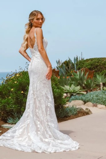 Essense Azalea D3931CR11 #5 (IVBC-PL) IVR EMBROIDERY & TULLE OV BSC GOWN W PORCELAIN TULLE PLUNGE thumbnail