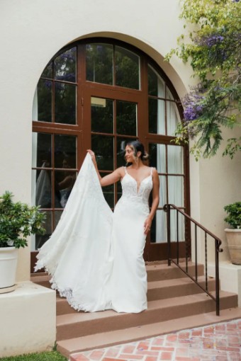 Essense Tulip D3930IS11 #2 (IV-PL) Ivory Gown w Porcelain Tulle Plunge thumbnail