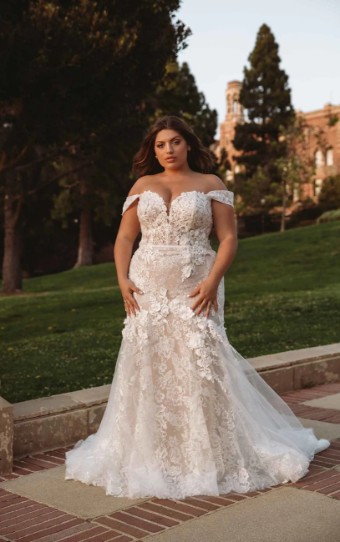 Essense Peony D3374IS #2 (IVAL-PL) Ivory Lace & Tulle over Almond Gown w Porcelain Tulle Plunge thumbnail