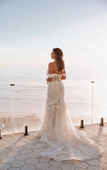 Essense Peony D3374IS #5 (IVAL-PL) Ivory Lace & Tulle over Almond Gown w Porcelain Tulle Plunge thumbnail