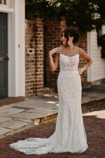 Essense Posy D3883 #0 default (IV-IV) Ivory Lace and Tulle over Ivory Gown thumbnail