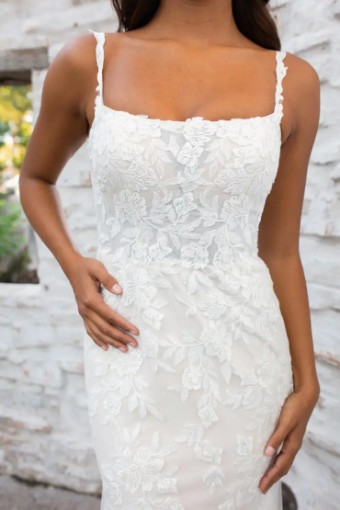 Stella York Soleil 7762ZZ11 #8 (IV-ALM) Ivory Lace and Tulle over Almond Gown thumbnail