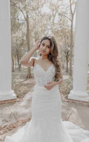 Essense Sunflower D3502IZ #1 (IVIV-PL) Ivory Lace & Tulle ov Ivory Gown w Porcelain Tulle Illusion thumbnail