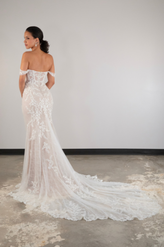 Essense Aster D3992IV11 #5 (IVRM-PL) Ivory Lace & Tulle over Rum Gown w Porcelain Tulle Plunge thumbnail