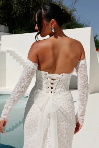 Martina Liana Canberra with Gloves 1860 #7 (IV-RM) IVORY LACE AND TULLE OVER RUM GOWN thumbnail