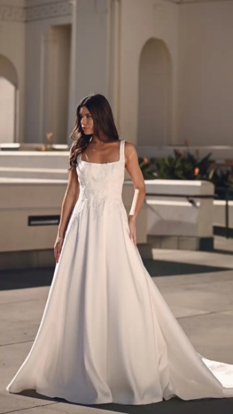 Stella York Saskia 7897 #1 (IV-PL) Ivory Gown w Porcelain Tulle Plunge thumbnail