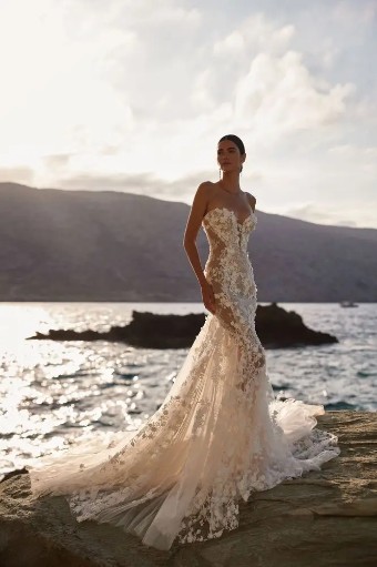 Milla Nova Rosetta *ONLY IN STORE FOR TRUNK SHOW 1st -5th AUG 2025* Rosetta *ONLY IN STORE FOR TRUNK SHOW 1st -5th AUG 2025* #0 default Ivory/Nude thumbnail