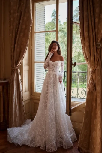 Yedyna Iris - ONLY HERE FOR TRUNK SHOW 8TH - 18TH OCT Iris - ONLY HERE FOR TRUNK SHOW 8TH - 18TH OCT #0 default Ivory thumbnail