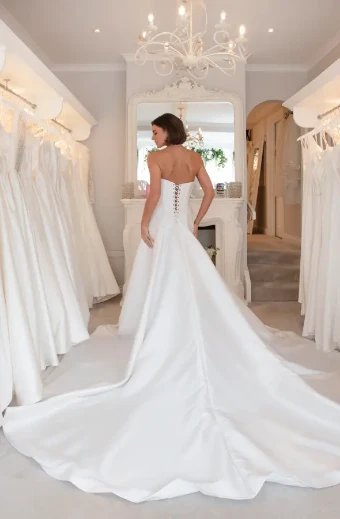 Isabella Grace Katharine #10 Ivory thumbnail