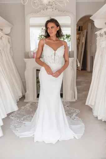 Isabella Grace Elizabeth #20 Ivory thumbnail