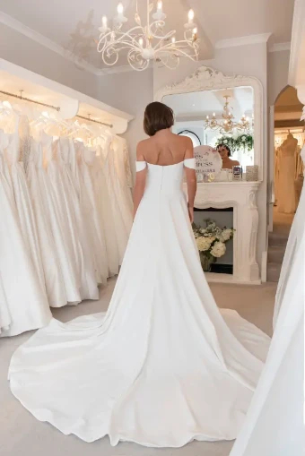 Isabella Grace Vivien #13 default Ivory thumbnail