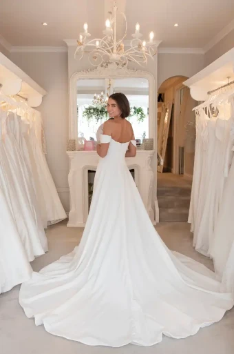 Isabella Grace Vivien #10 Ivory thumbnail