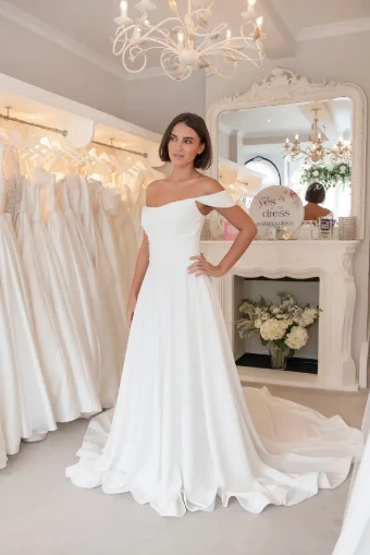 Isabella Grace Vivien #3 Ivory thumbnail