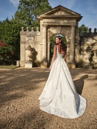 Suzanne Neville Panache #6 default Ivory thumbnail