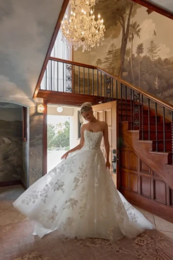 Essense Wisteria D4403 #1 (IVR) Ivory thumbnail