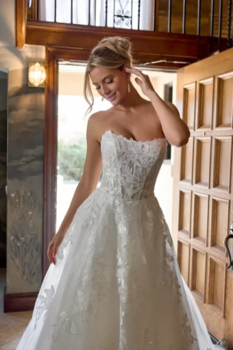 Essense Wisteria D4403 #3 (IVR) Ivory thumbnail