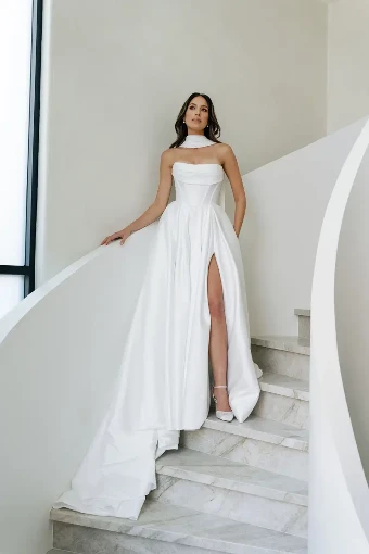 Trish Peng Avery Version 3 - Arriving in store in May Avery Version 3 - Arriving in store in May #9 Off White thumbnail