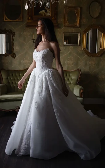 Essense of Australia Orchid #3 (IV-IV) Ivory Lace and Tulle over Ivory Gown thumbnail