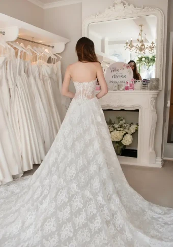 Isabella Grace Lilian #18 Ivory thumbnail