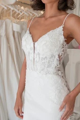 Isabella Grace Elizabeth Plus #21 Ivory thumbnail