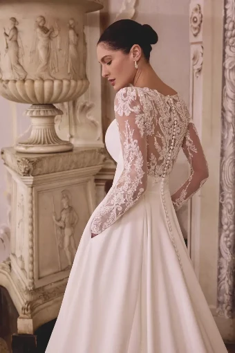 Justin Alexander Lisbeth #3 Off White/Ivory/Latte thumbnail